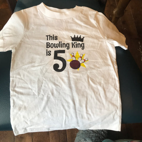 "This Bowling King is 5" - T-shirt