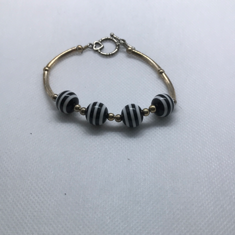 Black and White Beaded Silver Plated Bracelet